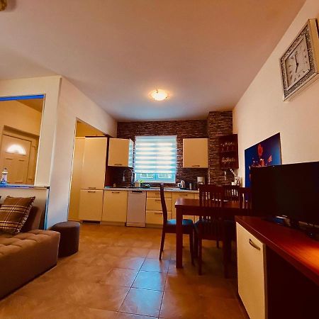 Nice-Comfort-Lux Apartment 95M2 Near The Beach Medulin Exterior foto