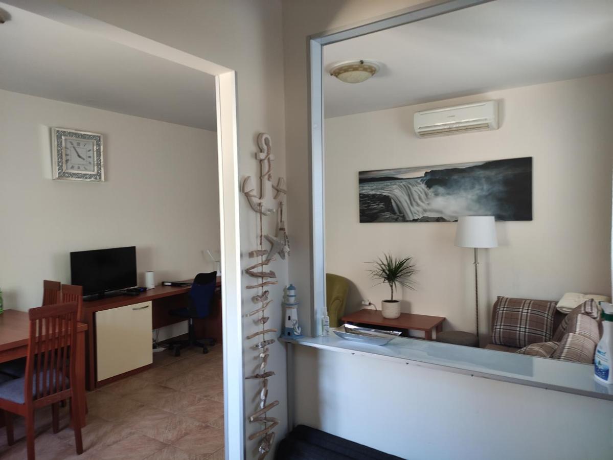 Nice-Comfort-Lux Apartment 95M2 Near The Beach Medulin Exterior foto